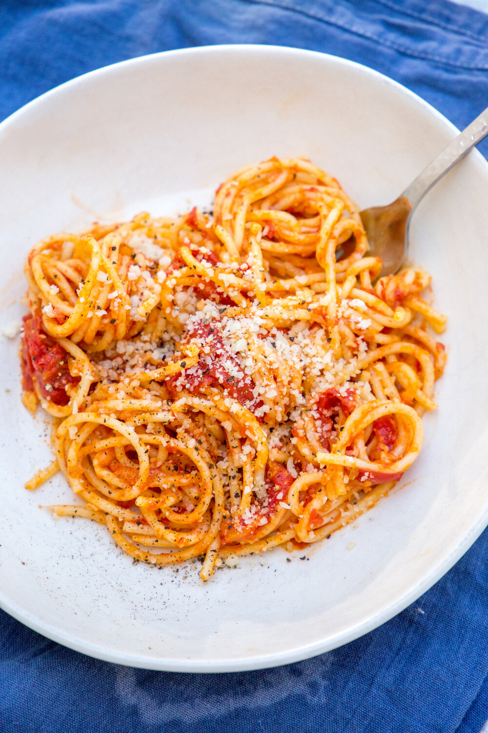 Lexie’s Perfect Summer Tomato Spaghetti